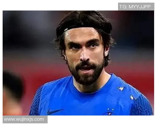 足球明星中谁的身体素质最强壮谁能在赛场上展现无与伦比的力量与耐力 足球明星中谁的身体素质最强壮谁能在赛场上展现无与伦比的力量与耐力